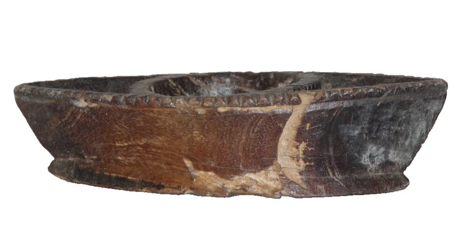 ANTIGUO TAZÓN DE ESPECIAS TRIBAL TALLADO A MANO DE LA DÉCADA DE 1850 FORMA ÚNICA Foto 2 de 4