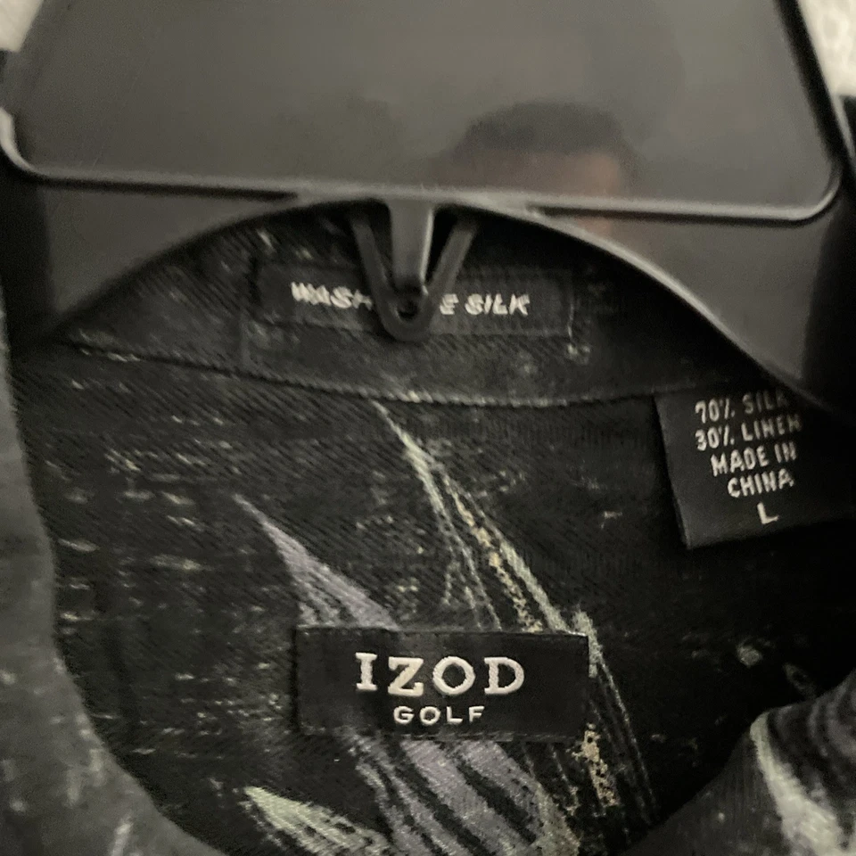 Izod Golf Mens Hawaiian Shirt Black Floral Large Silk Blend SHort Sleeve Collar - Image 2 of 4