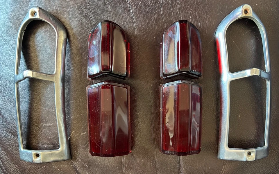 Luz Trasera Cadillac Bisel Cristal 1942 1946 1947 Serie 60S 61 62 63 Montaje Trasero Foto 2 de 4