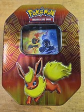 POKÉMON TRADING CARD GAME FLAREON V TIN - With Lot Of 80 Random Cards Starter 