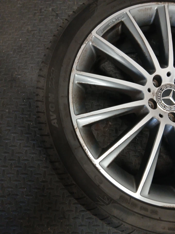 MERCEDES BENZ GLC AMG X253 FRONT ALLOY WHEEL  8.5J X 20" H2 ET40 A2534011900 - Image 2 of 4