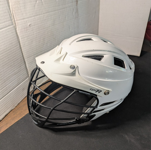 Cascade CPV-R Lacrosse Helmet White S/M Adjustable Fit No Chin Strap Small Med
