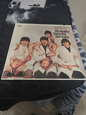 THE BEATLES - YESTERDAY AND TODAY - 1ST STATE MINT 