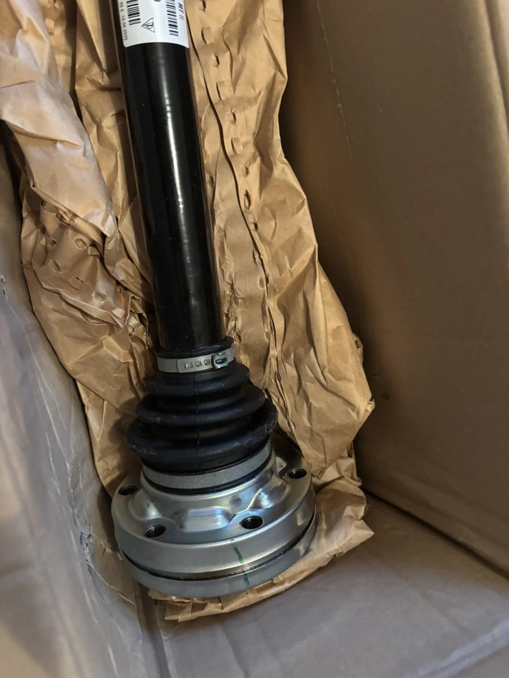 Eje trasero izquierdo CV 98733202439 Porsche Cayman S Boxster S 987 2009-2012 Foto 2 de 4