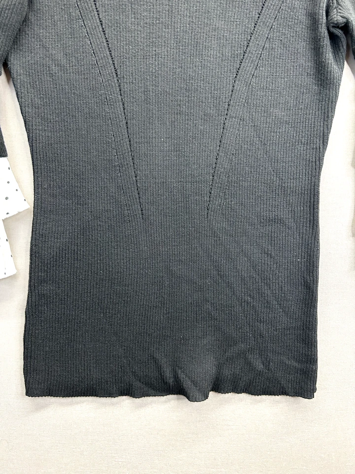 Camiseta negra Design History para mujer manga corta con volantes cuello redondo talla grande Foto 2 de 4