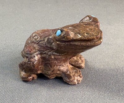 Zuni Carved Banded Jasper Frog Fetish with Turquoise Eyes by Dana Malani, NEW