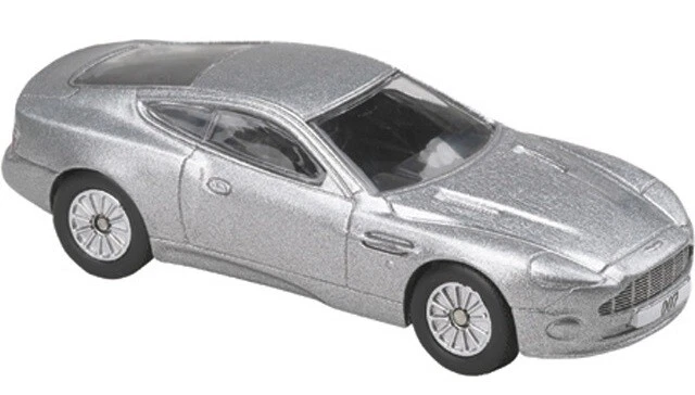 Corgi James Bond 007  Aston Martin Vanquish NEW TY95202 Retired - Image 2 of 3