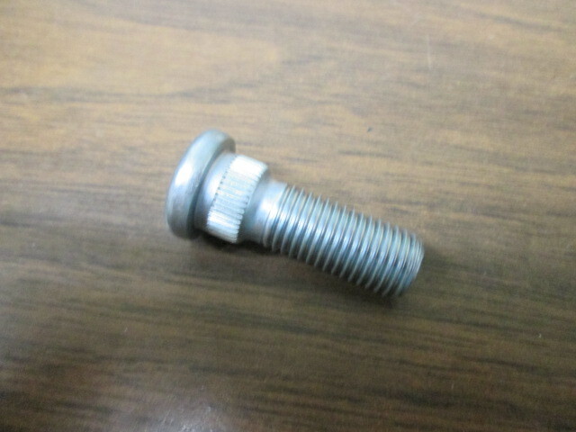 NOS Genuine Mitsubishi Front Wheel Hub Bolt Mirage Montero Part  