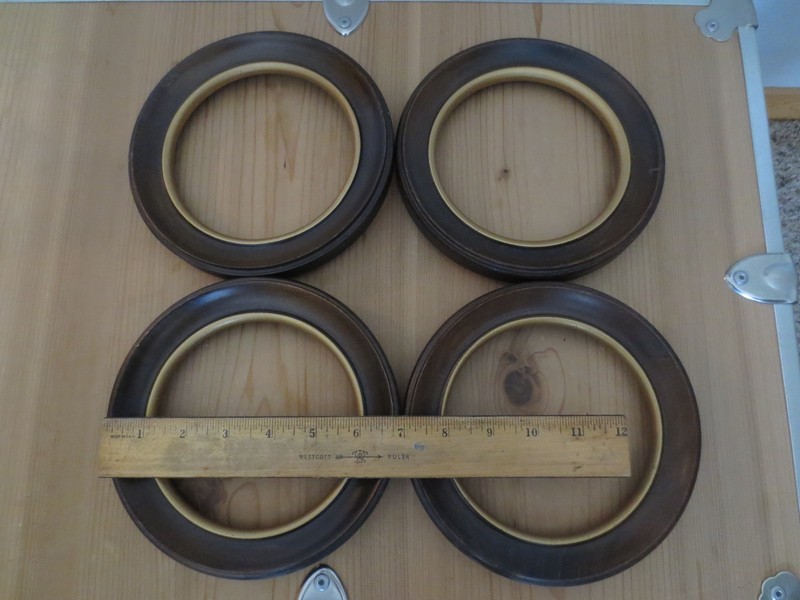 Vintage Wood Plate Frames-Set of 4-Fits 5.5" Plates