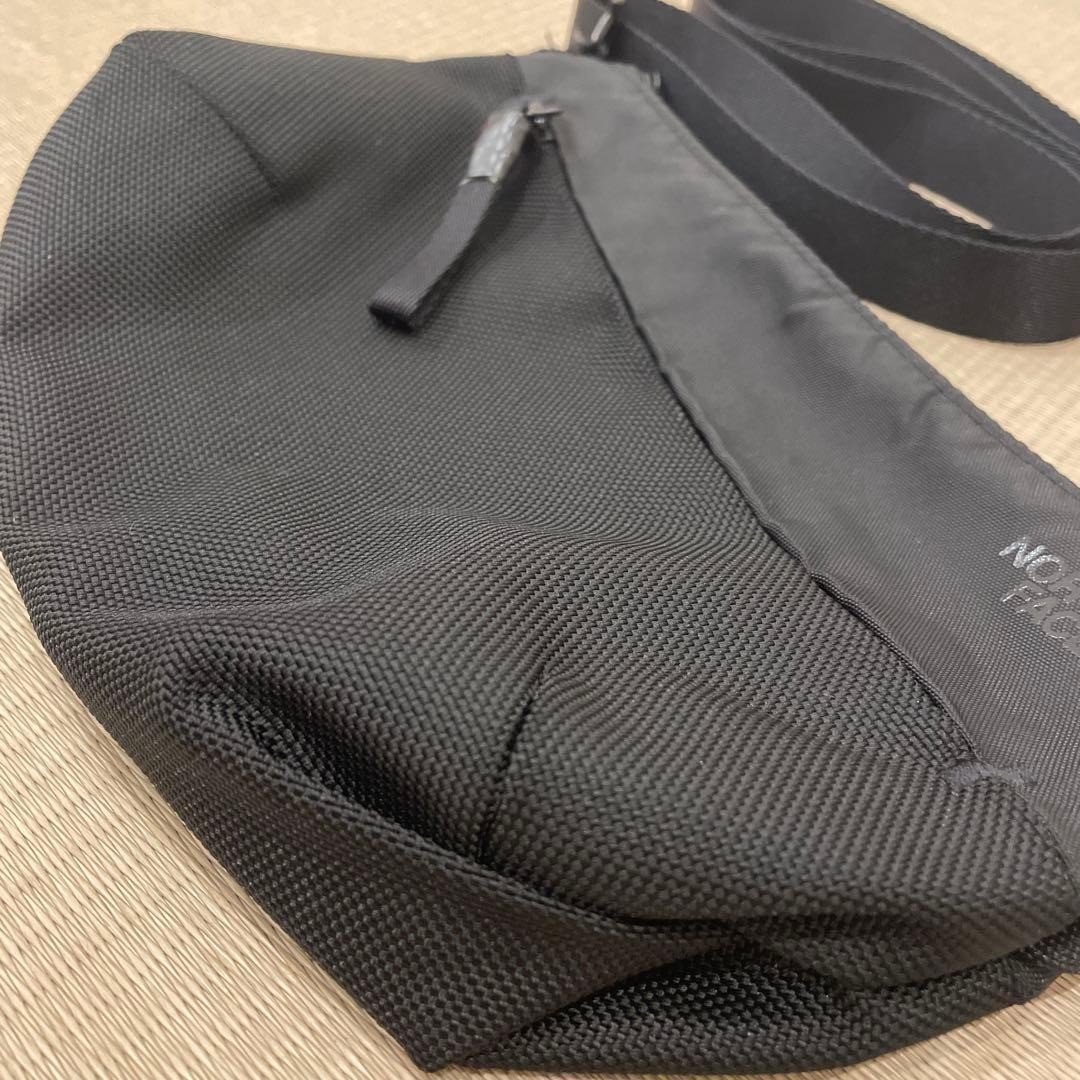 (ASK availability first)THE NORTH FACE Black Shou… - image 3