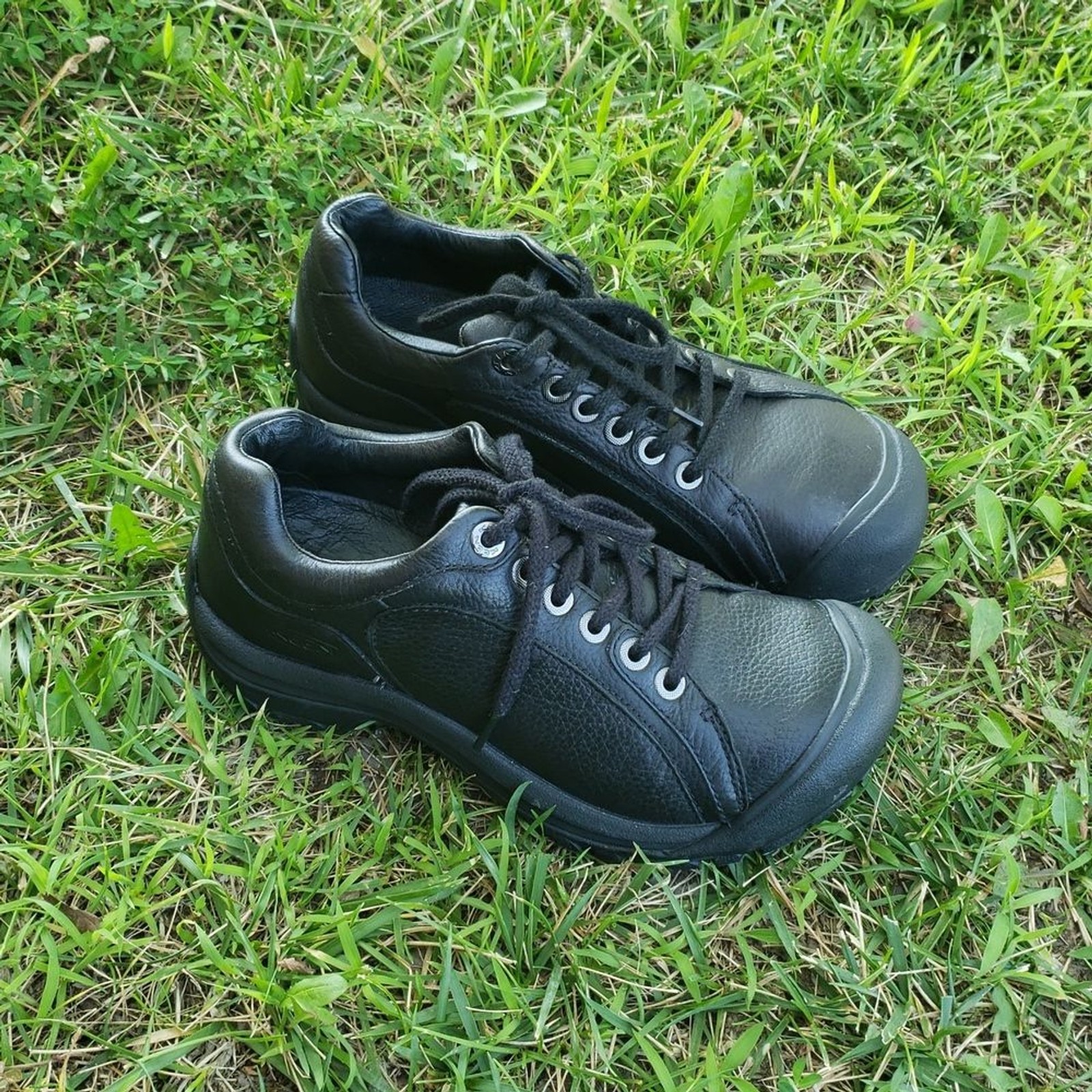 Scarpe da trekking Keen da uomo Briggs nere in pelle punta tonda misura 8 5 outdoor