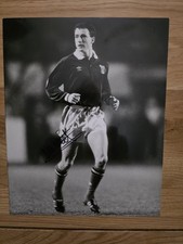 Scotland Paul McStay signed 10 X 8 Photo