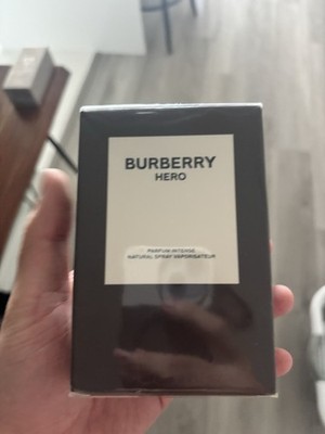 Burberry Hero Parfum Intense Natural Spray Vaporisateur, Regular Size 3.3 fl oz