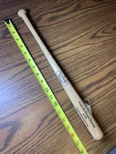 Louisville Slugger Mini Baseball Bat 18" Slugger Museum & Factory Souvenir 125