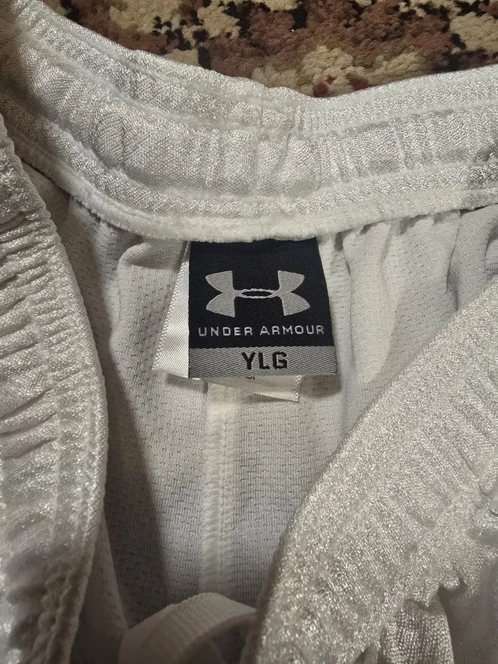 White Under Armor Basketball Shorts Youth Large Boys - Image 2 of 2