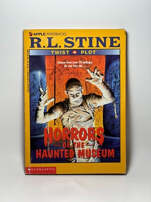 2nd Print Twist Plot Horrors of the Haunted Museum R.L. Stine 1983 Vintage