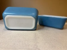 Set of 2 Vintage Pyrex Refrigerator Dishes Blue White Rectangular