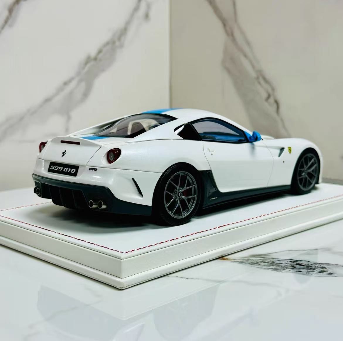 SUPER RARE* Dino Model 1/18 Ferrari 599 GTO Pearl White / Blue