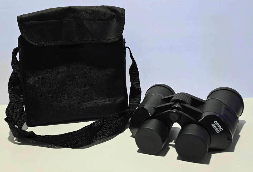 Optic 2050 Binoculars With Lens Covers and Carry Case New - Image 2 of 4