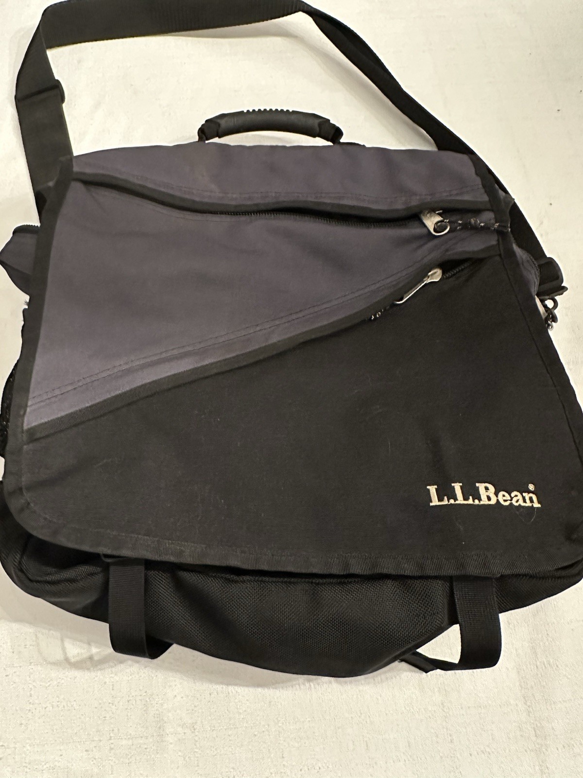 LL Bean Messenger Bag Black Grey Nylon Laptop  Travel Crossbody Bag/Backpack
