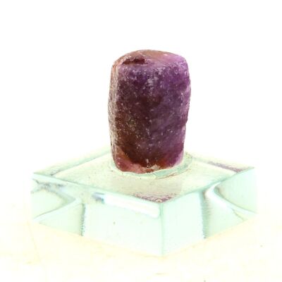 Rubis Ovale De Madagascar Traité - 1.49 Carats, Couleur Rouge, Clarté SI1