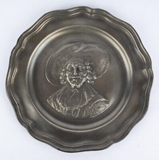 Antiker Zinn Wandteller Reinzinn Barocker Mann mit Hut Portrait &Oslash; 23 cm 380 g