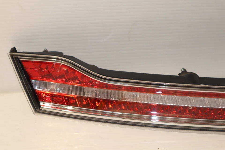 13 14 15 16 Lincoln MKZ Center trunk LED Taillight Brake Light Tail Lamp 23587 - Image 2 of 4