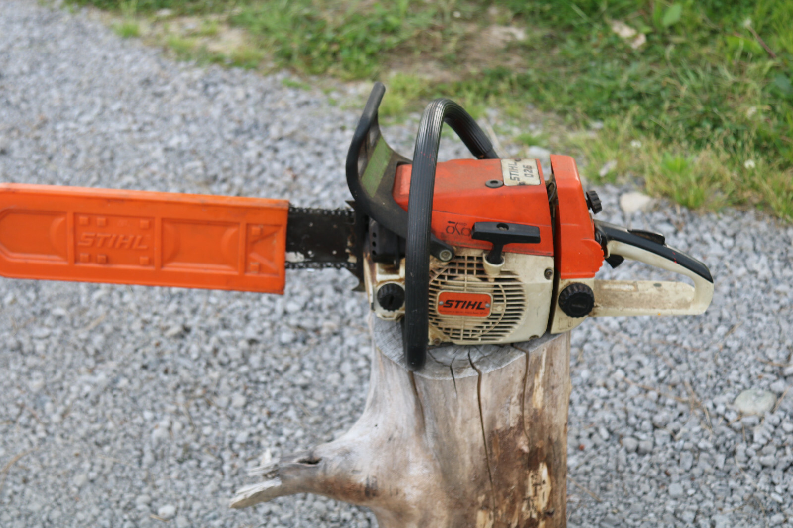 STIHL 026 CHAINSAW 16" BAR CHAIN 49CC 3.2 HP EXEC USED CONDITION LOOK