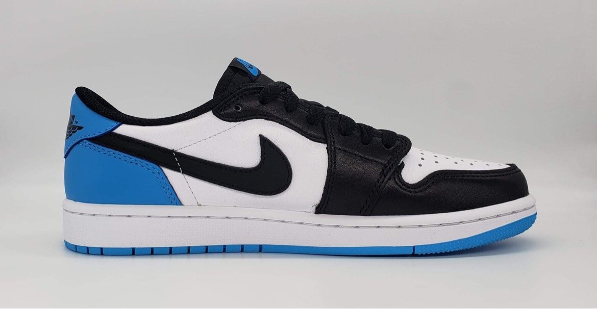 Nike Air Jordan 1 Retro Low OG Powder Blue Size Mens 7.5 / Womens