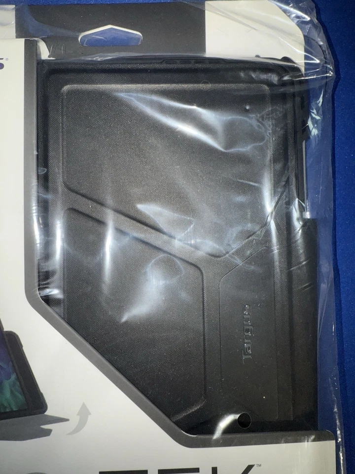 15x Targus Pro-Tek Rotating Case - iPad Air 5th Gen 10.9" iPad Pro 11" 3rd 2021 - Image 3 of 4