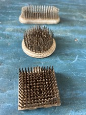 Lot 3 VTG Lead Flower Frogs