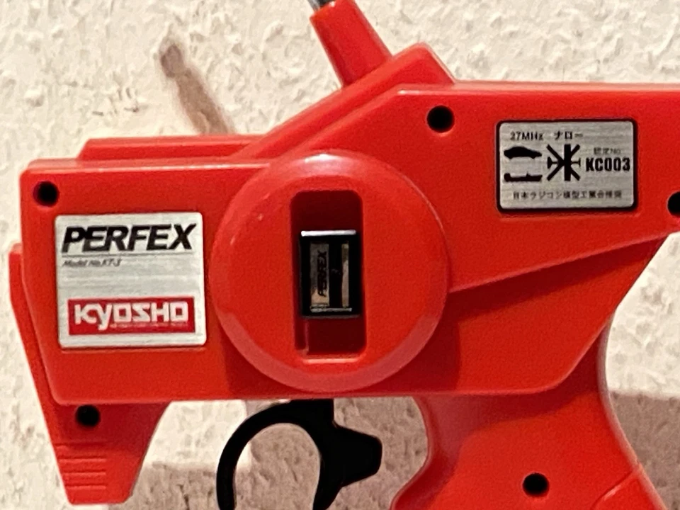 Kyosho Perfex Model No KT-3, Fernsteuerung mit Empfänger(AM27 MHz) - Bild 3 von 4