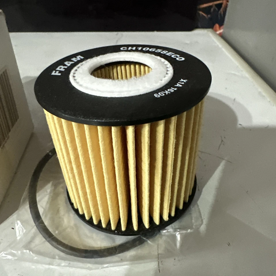 CH10658ECO FRAM FILTRO OLIO TOYOTA YARIS-RAV4-IQ-URBAN CRUISER-AURIS-COROLLA - Image 2 of 4