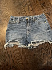 Universal Thread Women  s High Rise Shortie Shorts W/Cut Off Frayed Hem Size 4/27