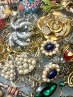Vintage Costume Jewelry Lot Emmons Trifari LaRoco Selini Coro Juicy Monet +++ — photo 9