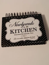 Newlyweds in the Kitchen Gourmet Recipes for Two 24 Recipes and 24 Blank Cards