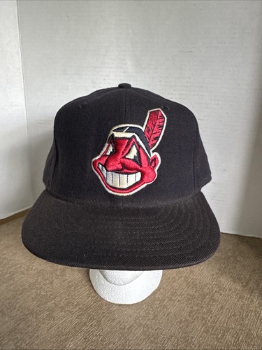 Cleveland Indians Pin - Canada