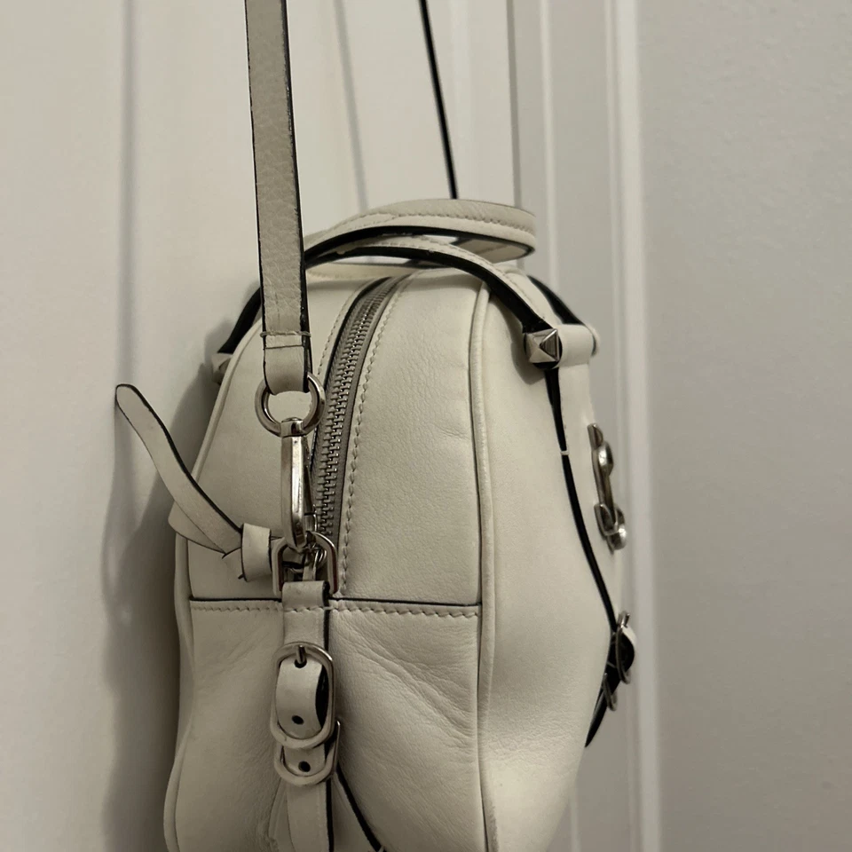 JIMMY CHOO VARENNE BOWLING Shoulder Bag Hand Bag White Leather JC Logo Accent - Image 3 of 4