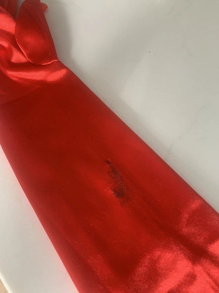 Peluca Ms. Spot, porta cigarrillos y guantes hasta el brazo; perfecto para disfraz de Cruella Foto 4 de 4