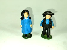 Ma & Pop Amish Farmers Cast Iron Miniatures Figures