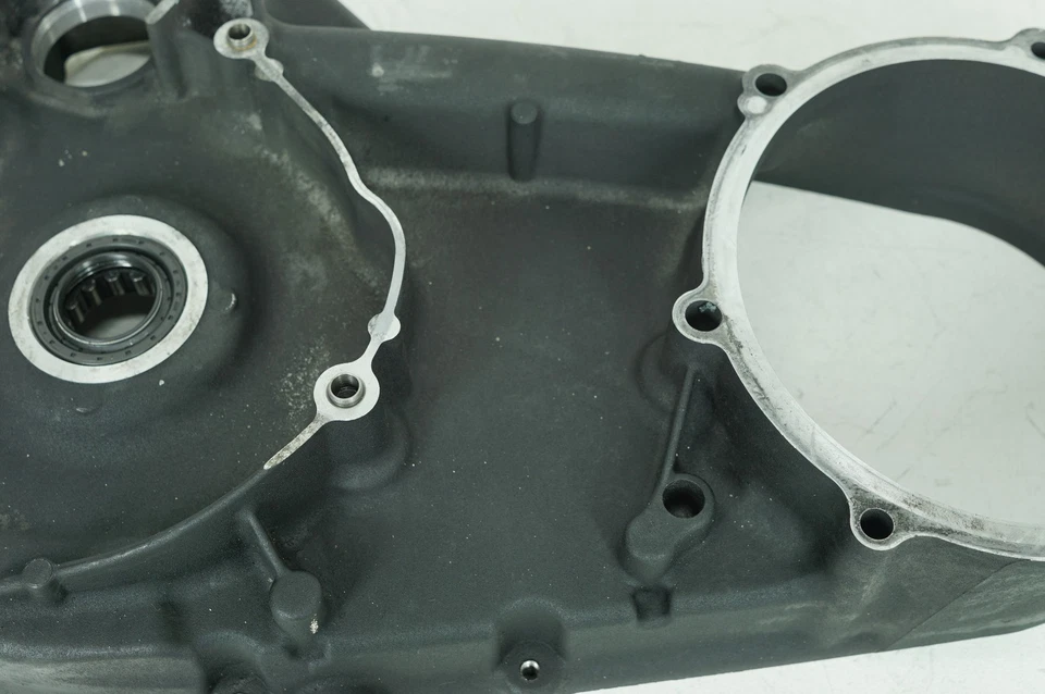 2010 Harley Touring FLHX Street Glide OEM Inner Primary Clutch Cover 60677-07A Foto 4 de 4