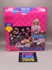 Vintage 1996 Mattel  “Barbie Fun Fixin’ Cake Set” #67431-91 *NIP*