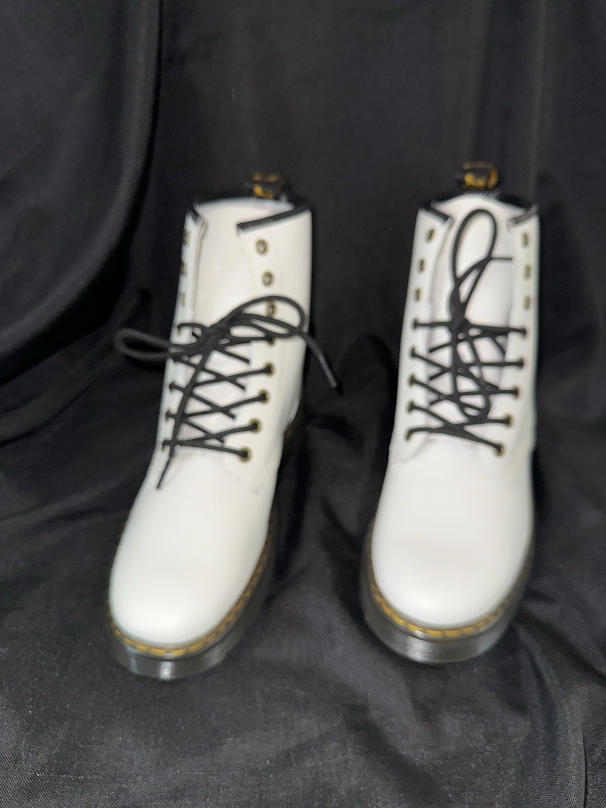 Dr. Martens Combat Boots Zavala White NEW Size USM 8/USL 9 Doc’s DM DocMartens image 2