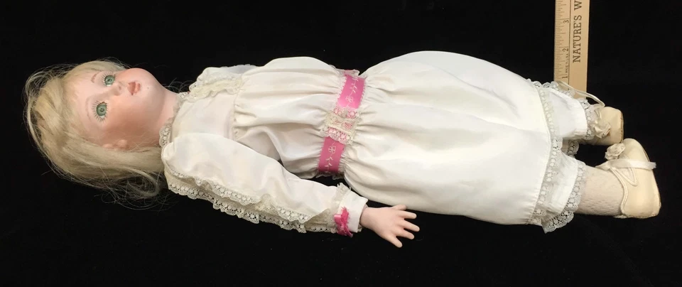 Porcelain Doll Girl Cody Jumeau Artist Ann Lunquist Jointed Blonde 19" Reproduct - Image 4 of 4