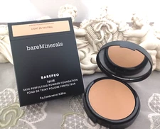 BAREMINERALS BAREPRO 16 HOUR SKIN PERFECTING POWDER FOUNDATION-LIGHT NEUTRAL 25