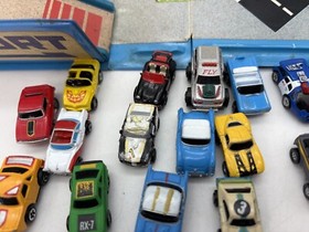 GALOOB MICRO MACHINES LOT MARINA AND 20 PLUS CARS USED READ