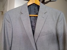 measurements included men's 42R Jones New York blazer tiny-houndstooth gray