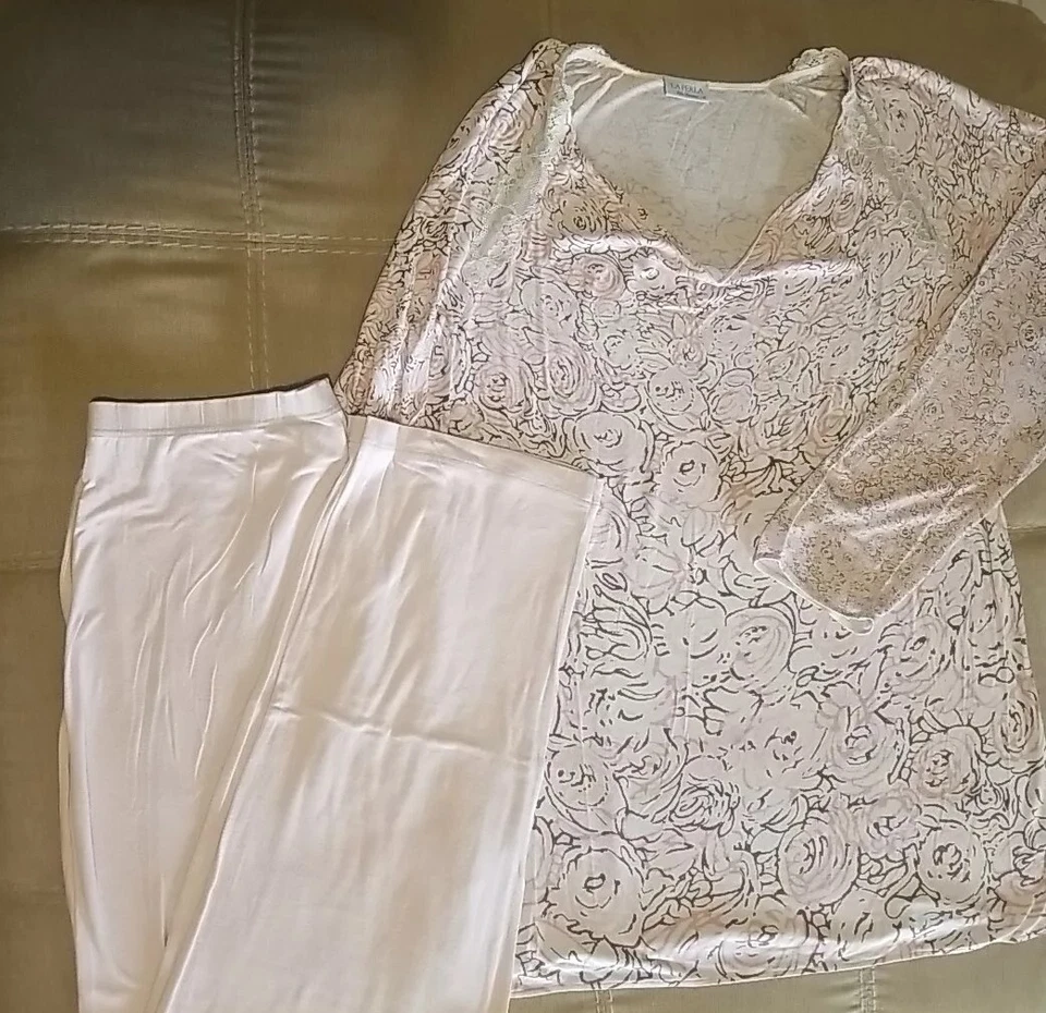 La Perla Womens Pajama Set Size L Pink Floral Super Soft - Image 2 of 4