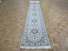2'6 x 26'7 Runner Hand Knotted Ivory Fine Nain With Silk Oriental Rug G11205