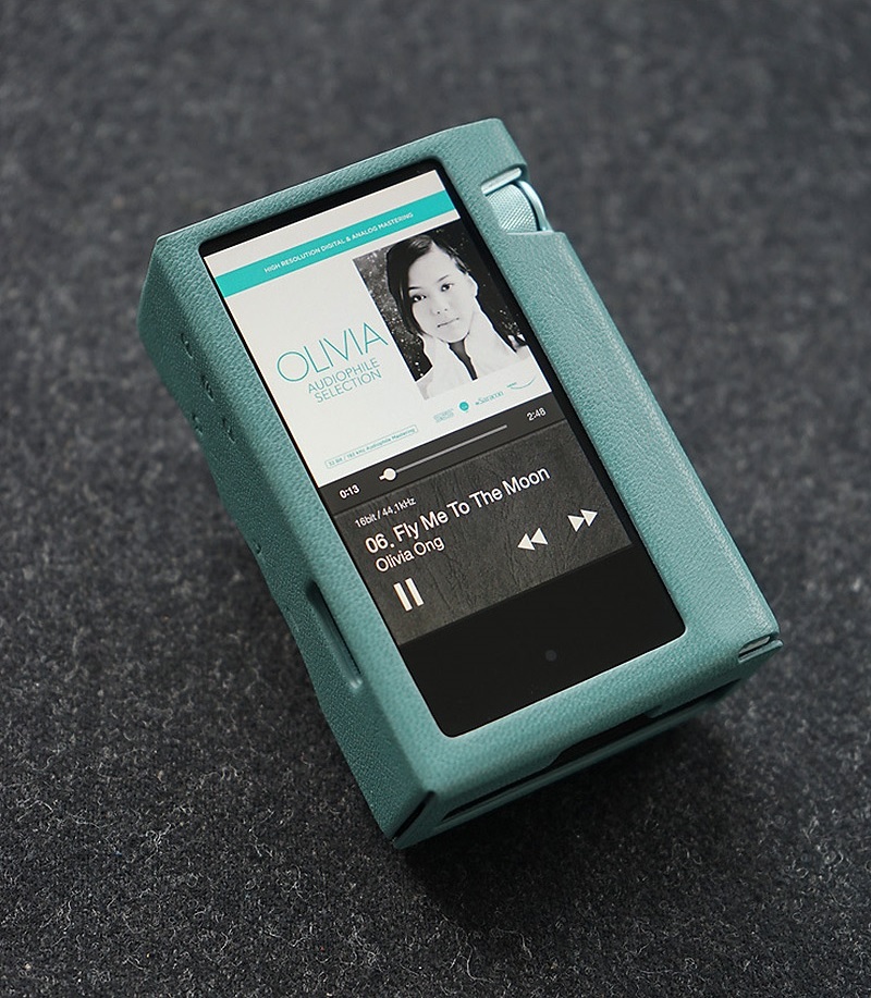 Astell&Kern AK70 MM64GB ケース付き Astell&Kern AK70のプレミアムカラー限定モデル「Astell&Kern